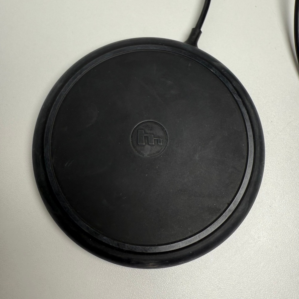 Mophie Wireless Charging Base Unisex OS Black WRLS-CHGPAD-AC Qi Pad Fast Charge
